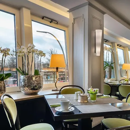 Garner Hotel Hamburg - Wandsbek Marktplatz by IHG-3